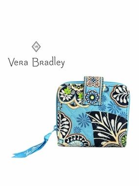 Vera Bradley Bali Blue‎ Snap Closure Bi-Fold Wallet